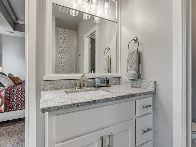 1825 W Blake Court Way, Mustang, OK 73064