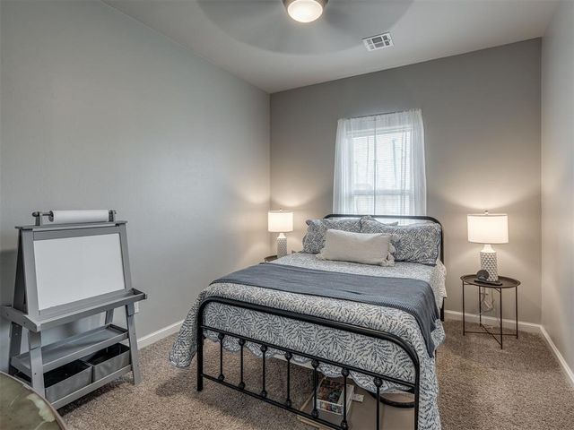 1825 W Blake Court Way, Mustang, OK 73064