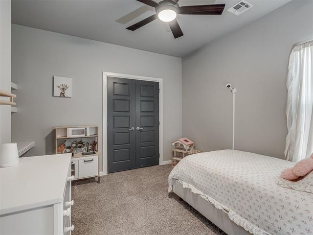 1825 W Blake Court Way, Mustang, OK 73064
