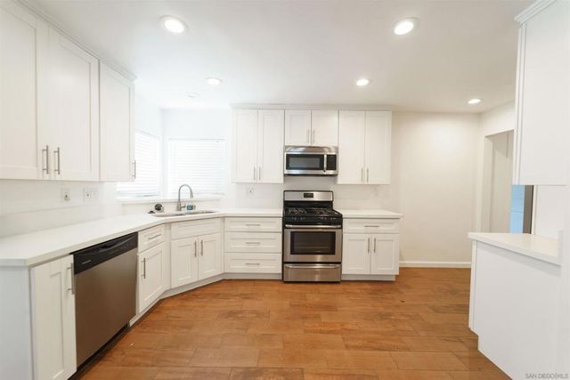 564 11Th Street, Imperial Beach, CA 91932