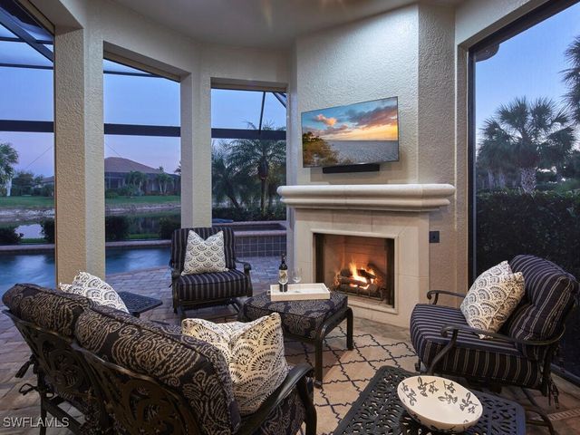 9110 Trivoli TER, Naples, FL 34119