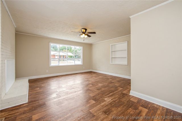 1203 Turnpike Road, Fayetteville, NC 28305