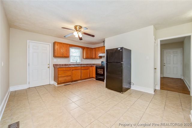 1203 Turnpike Road, Fayetteville, NC 28305