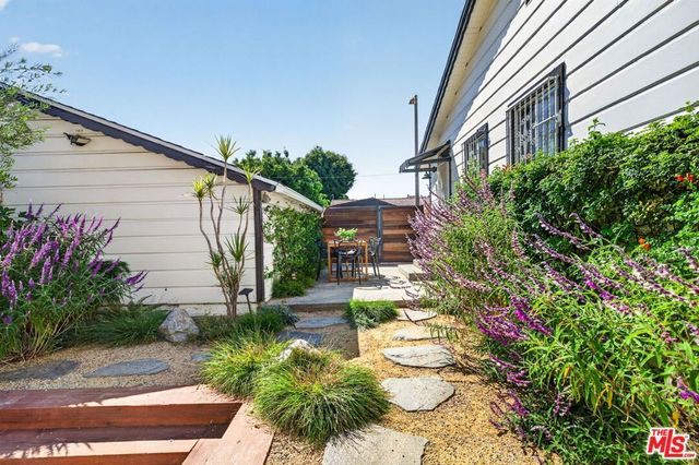 1442 Ellsmere Avenue, Los Angeles, CA 90019