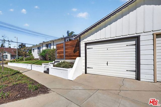 1442 Ellsmere Avenue, Los Angeles, CA 90019