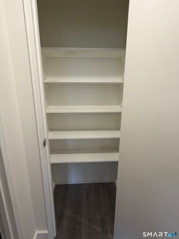 70 Farmington Avenue 4E, New London, CT 06320