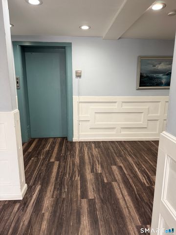 70 Farmington Avenue 4E, New London, CT 06320