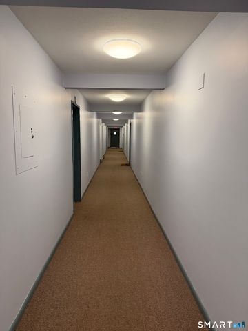 70 Farmington Avenue 4E, New London, CT 06320