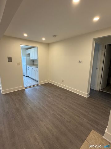 70 Farmington Avenue 4E, New London, CT 06320