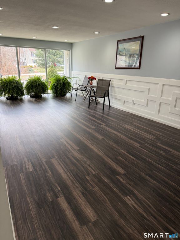 70 Farmington Avenue 4E, New London, CT 06320