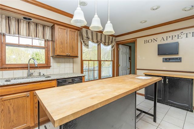 103 Sandune Dr, Murrysville, PA 15668