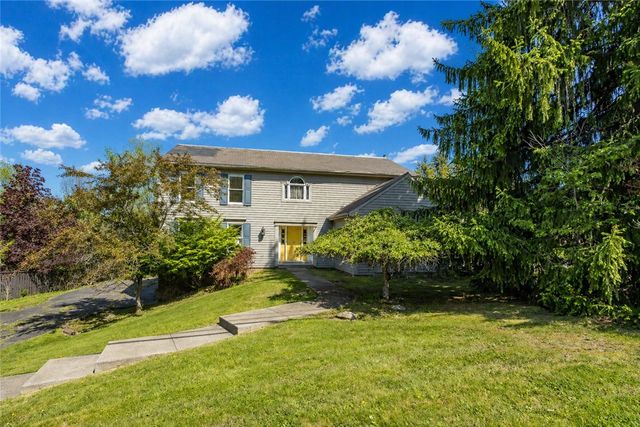 103 Sandune Dr, Murrysville, PA 15668