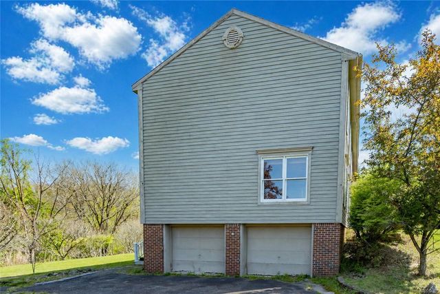 103 Sandune Dr, Murrysville, PA 15668