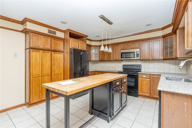 103 Sandune Dr, Murrysville, PA 15668