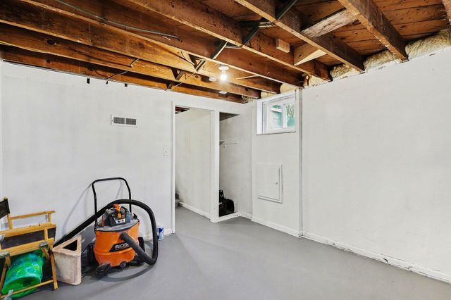 2287 Torrent Street, Muskegon City, MI 49441