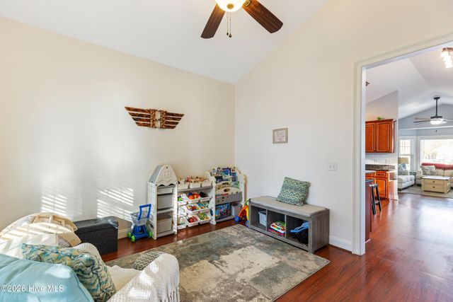 333 NE 55th Street, Oak Island, NC 28465