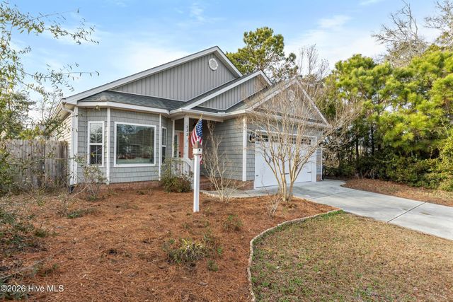 333 NE 55th Street, Oak Island, NC 28465