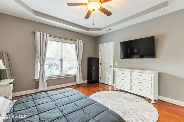 333 NE 55th Street, Oak Island, NC 28465