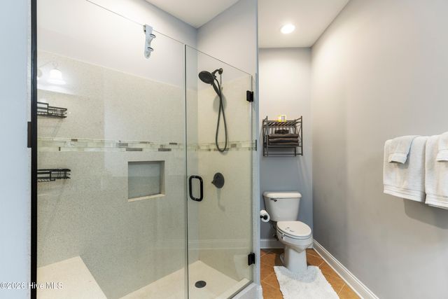 333 NE 55th Street, Oak Island, NC 28465