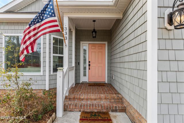 333 NE 55th Street, Oak Island, NC 28465