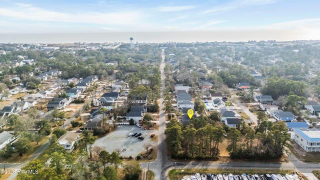 333 NE 55th Street, Oak Island, NC 28465