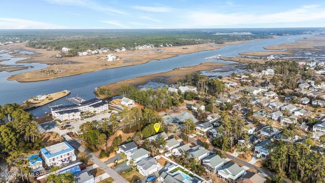 333 NE 55th Street, Oak Island, NC 28465