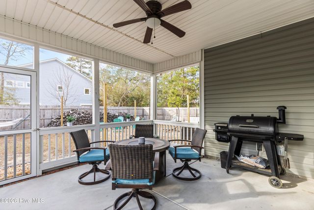 333 NE 55th Street, Oak Island, NC 28465