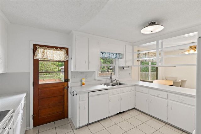 708 Austin Avenue, Cary, NC 27511