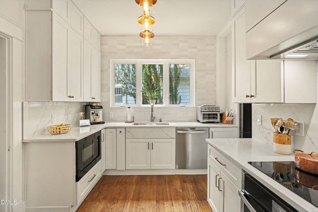 1907 Glenwood Avenue, Raleigh, NC 27608