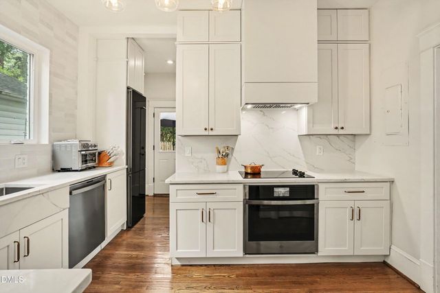 1907 Glenwood Avenue, Raleigh, NC 27608