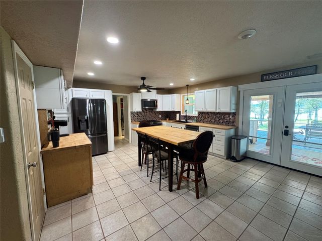 763 Mill Creek Acres Rd, Brookeland, TX 75931