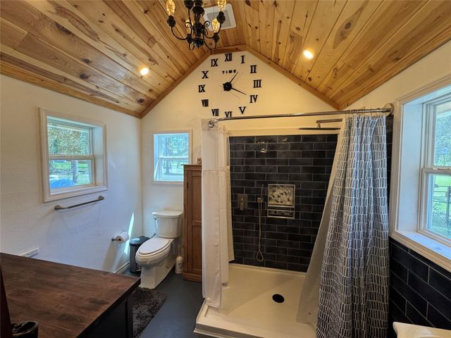 763 Mill Creek Acres Rd, Brookeland, TX 75931