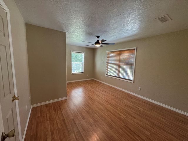 763 Mill Creek Acres Rd, Brookeland, TX 75931