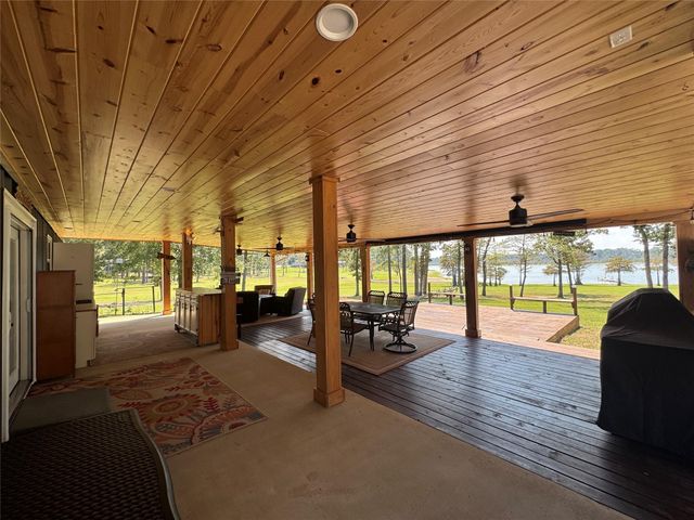 763 Mill Creek Acres Rd, Brookeland, TX 75931