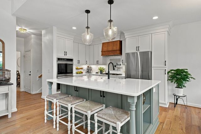 6017 Ridge Farm Pl, Brentwood, TN 37027