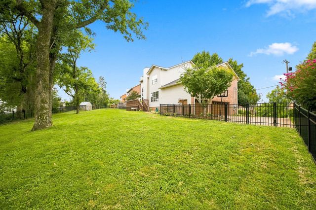 6017 Ridge Farm Pl, Brentwood, TN 37027