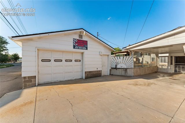 2932 Pennsylvania Avenue, Colorado Springs, CO 80907