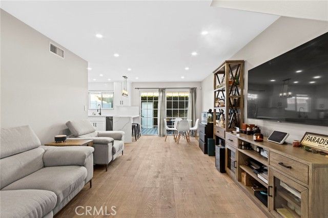 12100 Montecito 70, Los Alamitos, CA 90720