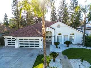 643 E Blue Ridge Road, Fresno, CA 93720