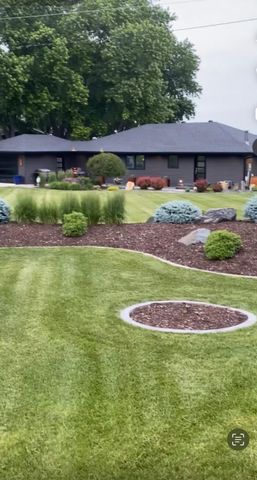 742 Shorewood Drive, Detroit Lakes, MN 56501