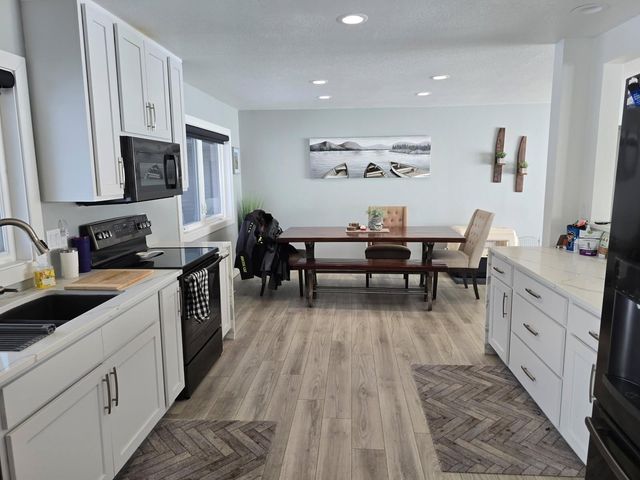 742 Shorewood Drive, Detroit Lakes, MN 56501