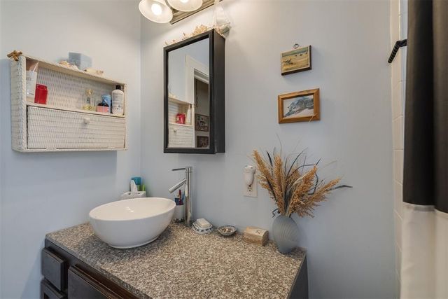 2749 NW 16th Street, Oklahoma City, OK 73107