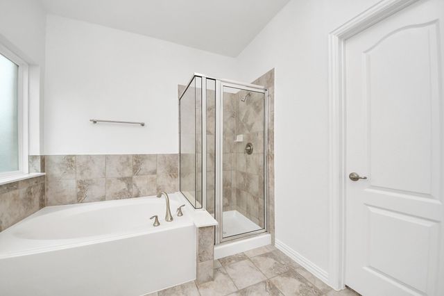 6527 Hunters Trace Lane, Baytown, TX 77521