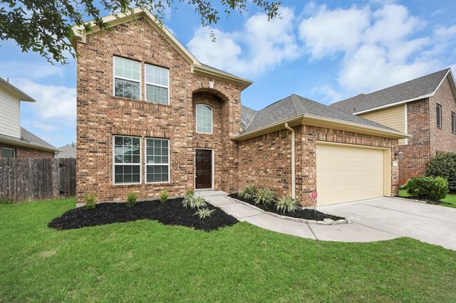 6527 Hunters Trace Lane, Baytown, TX 77521
