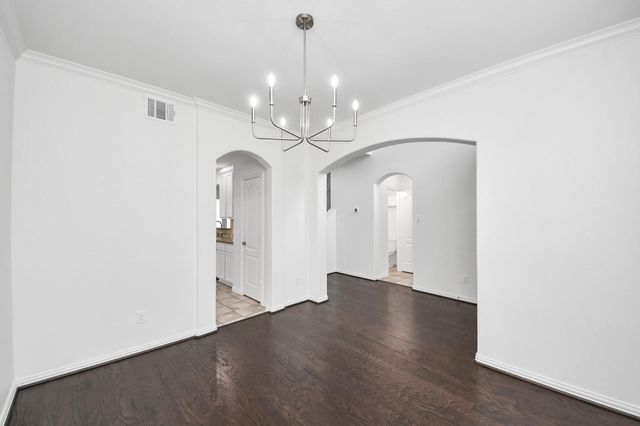 6527 Hunters Trace Lane, Baytown, TX 77521