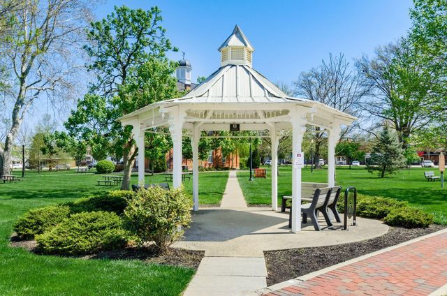 89 High Street, Sunbury, OH 43074