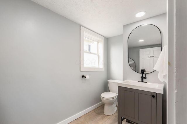 89 High Street, Sunbury, OH 43074