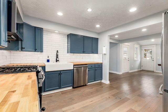 89 High Street, Sunbury, OH 43074