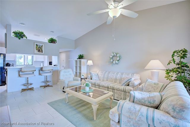 4801 Casablanca Circle E 23, Sebring, FL 33870