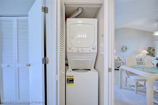 4801 Casablanca Circle E 23, Sebring, FL 33870